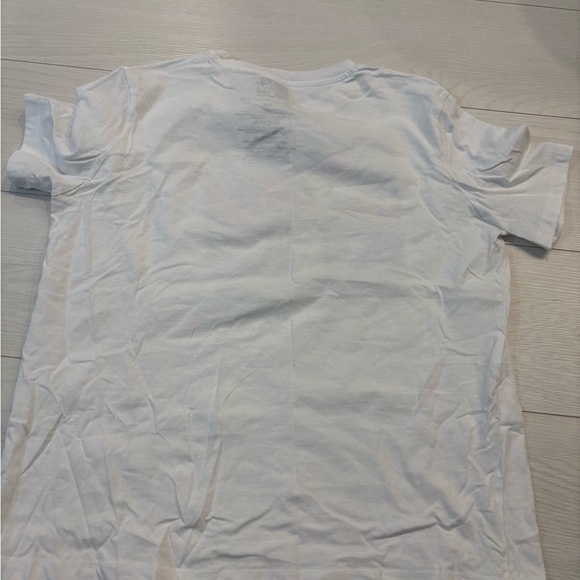 MTV Vibrant Graphic Tee in White - Picture 4 of 4